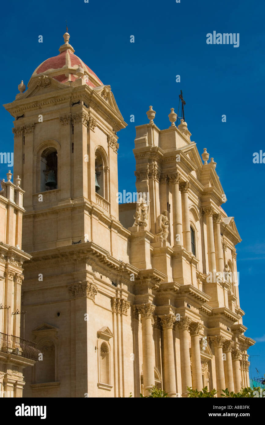 Facade of Noto cathedral, Noto, Sicily, Italy Stock Photo - Alamy