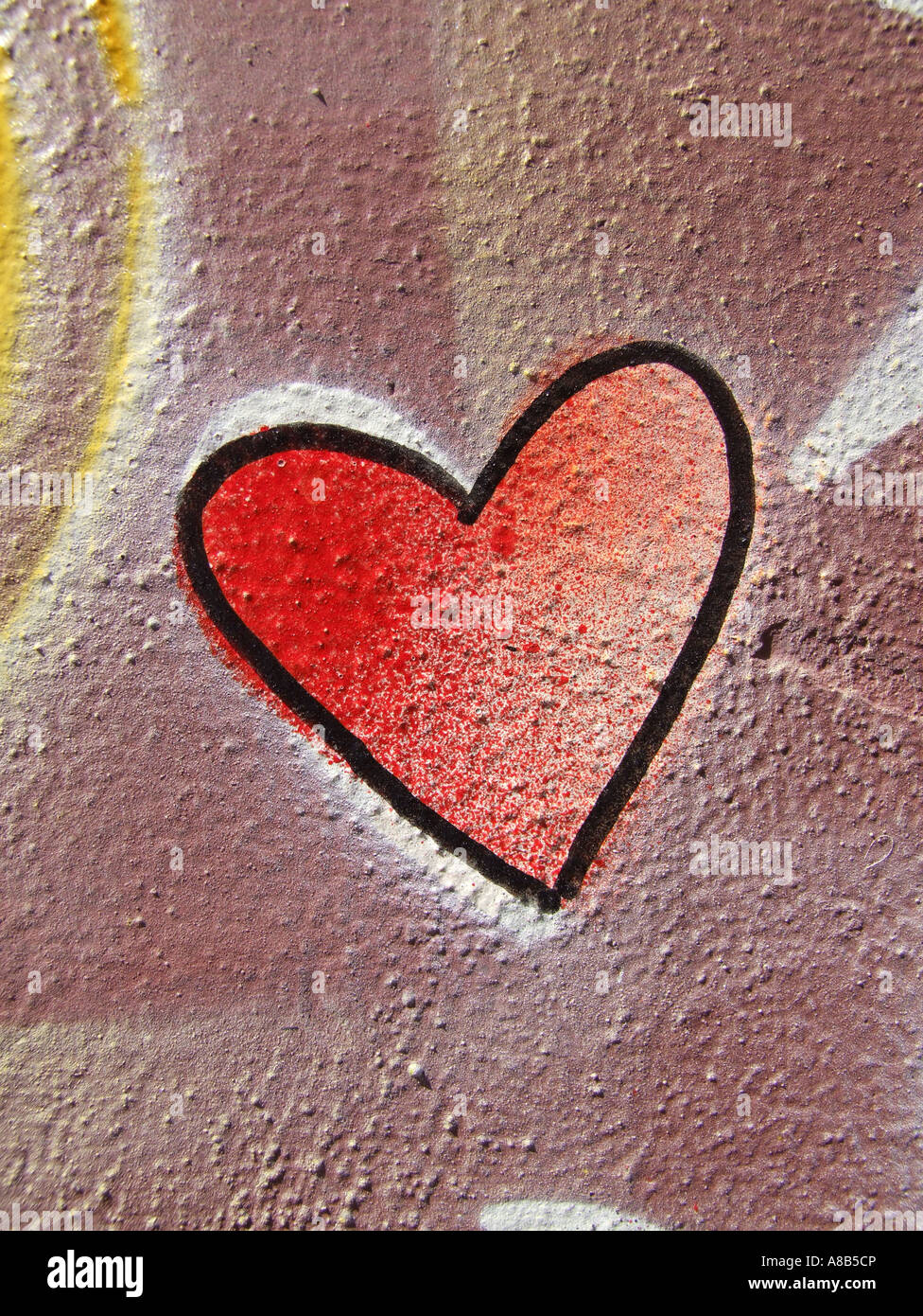 heart graffiti on wall Stock Photo - Alamy