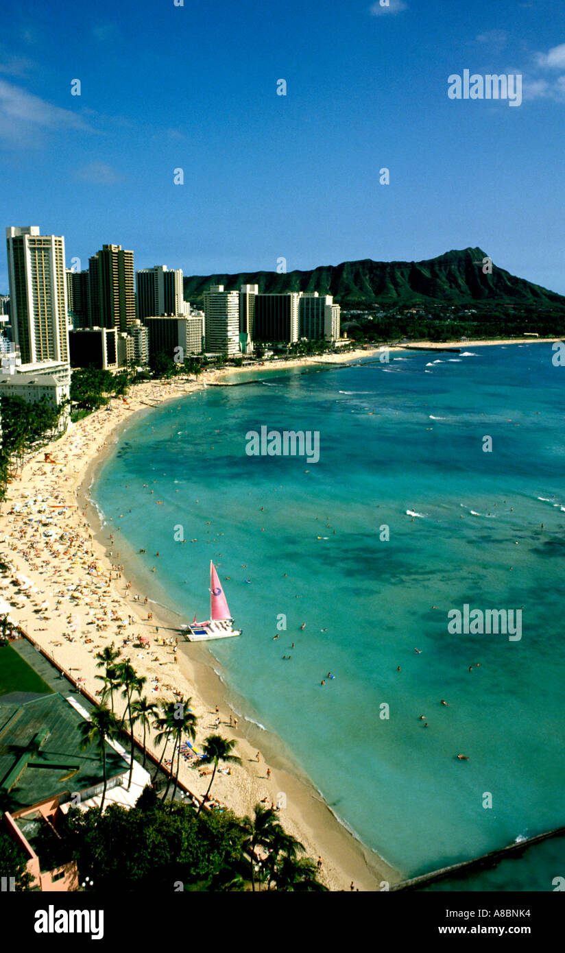 Waikiki beach popular tourist hi-res stock photography and images - Alamy