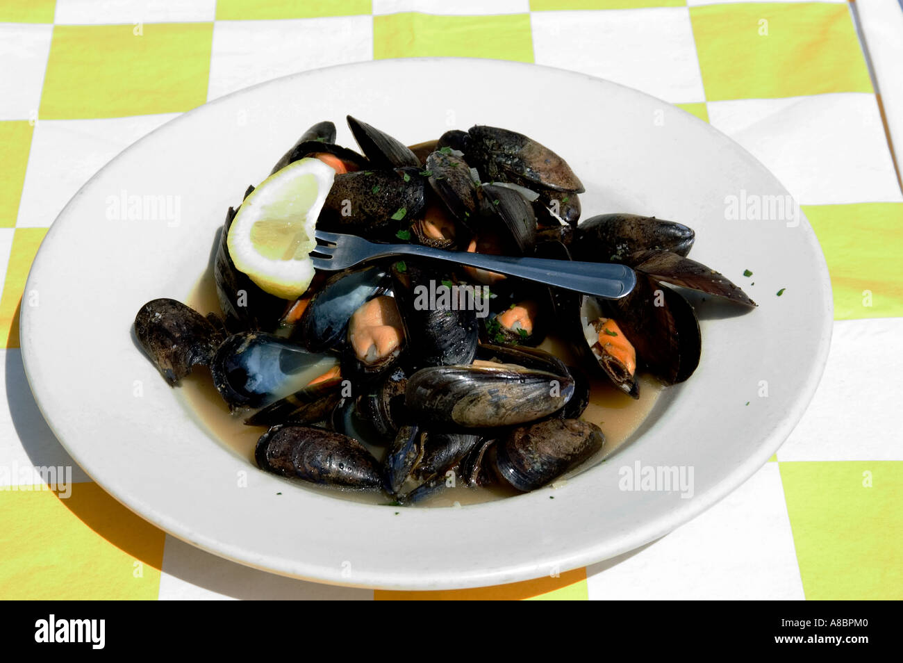 Maryland Annapolis Eating seafood mussels Stock Photo