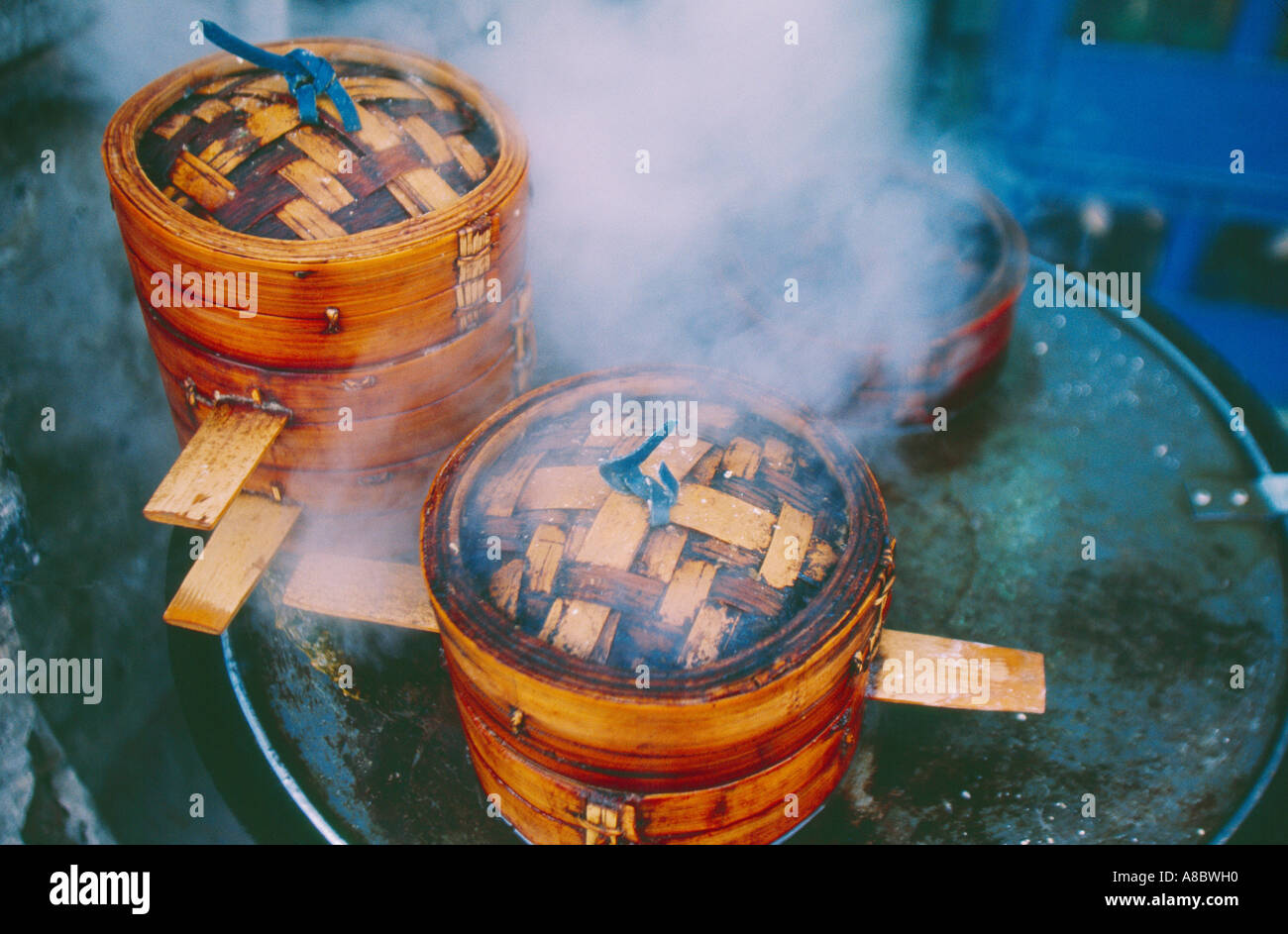 Cooking dimsum hi-res stock photography and images - Alamy