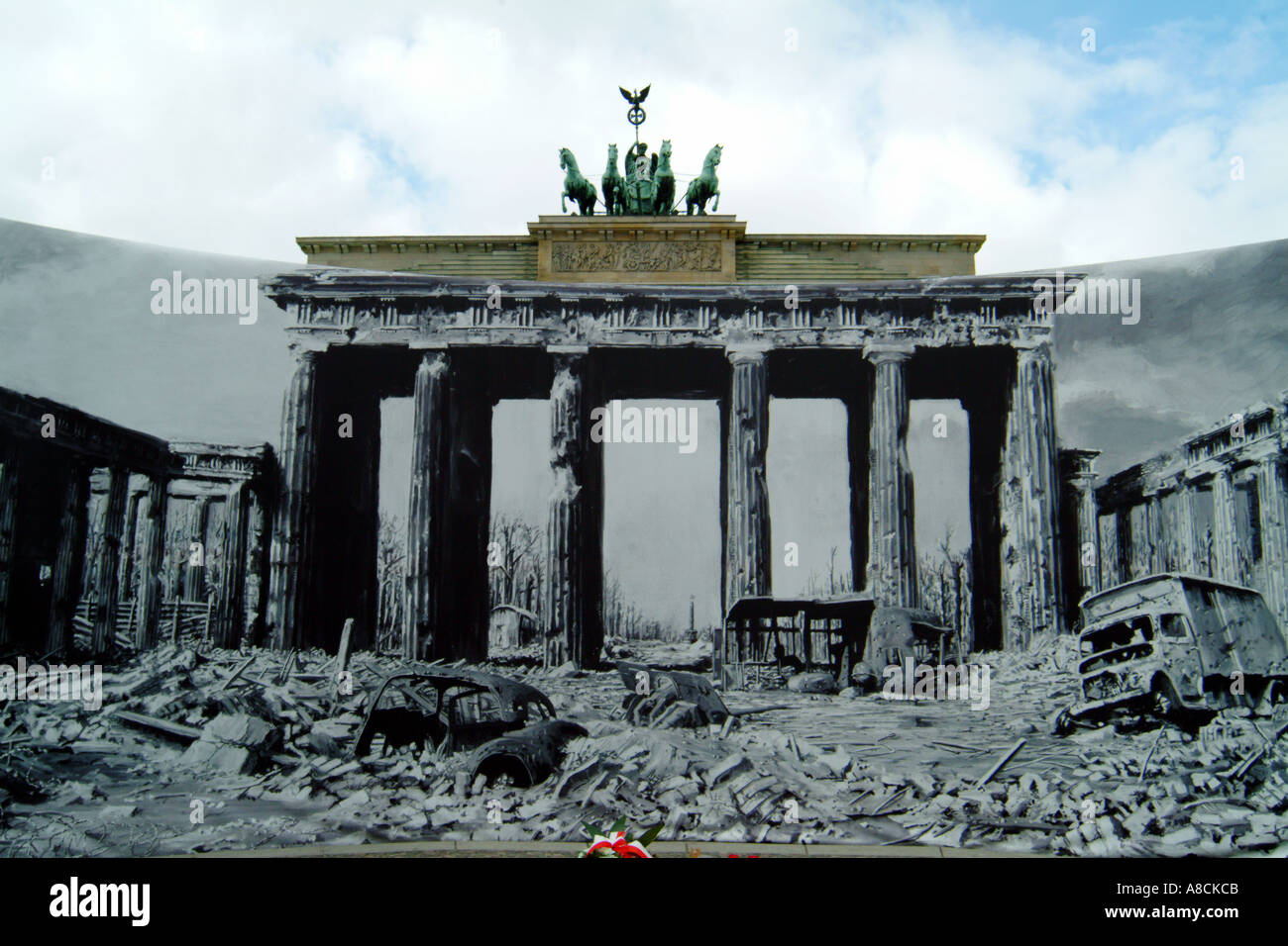 Ww2 Gate Brandenburg gate world war two hi-res stock photography and images - Alamy