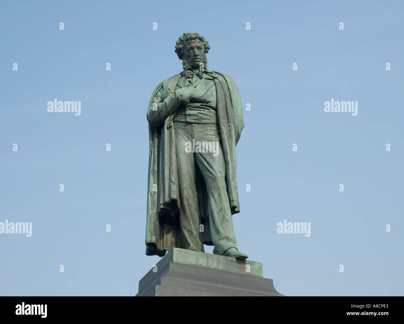 Pushkin statue in Moscow Stock Photo - Alamy