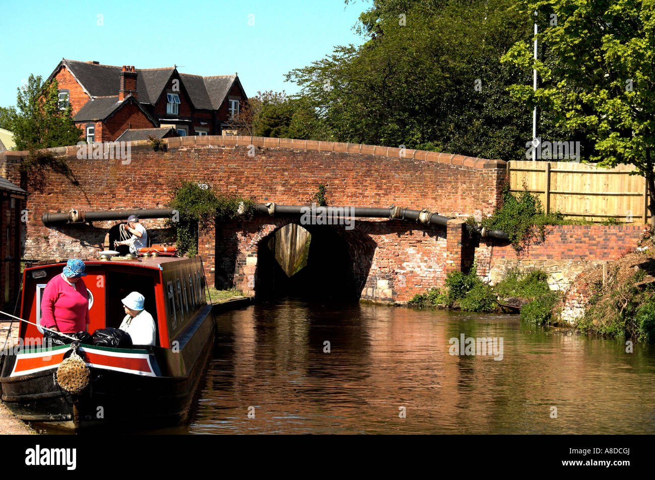 Stone Staffordshire Canal Town Hi res Stock Photography And Images Alamy stone-staffordshire-canal-town-hi-res-stock-photography-and-images-alamy