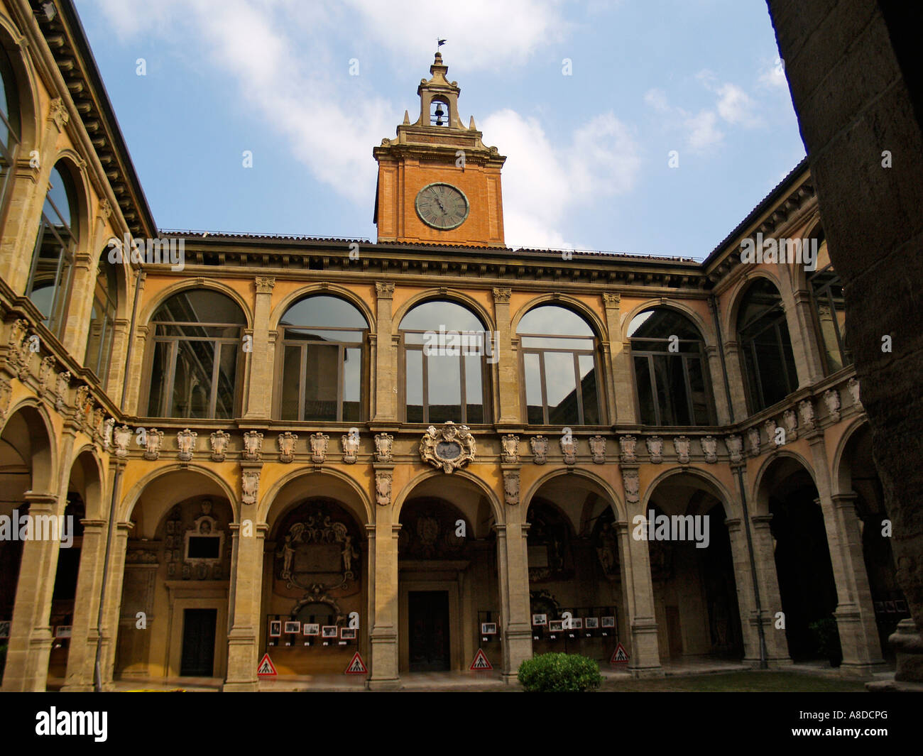 PALAZZO DELL'ARCHIGINNASIO The Archiginnasio Palace was built in 1563