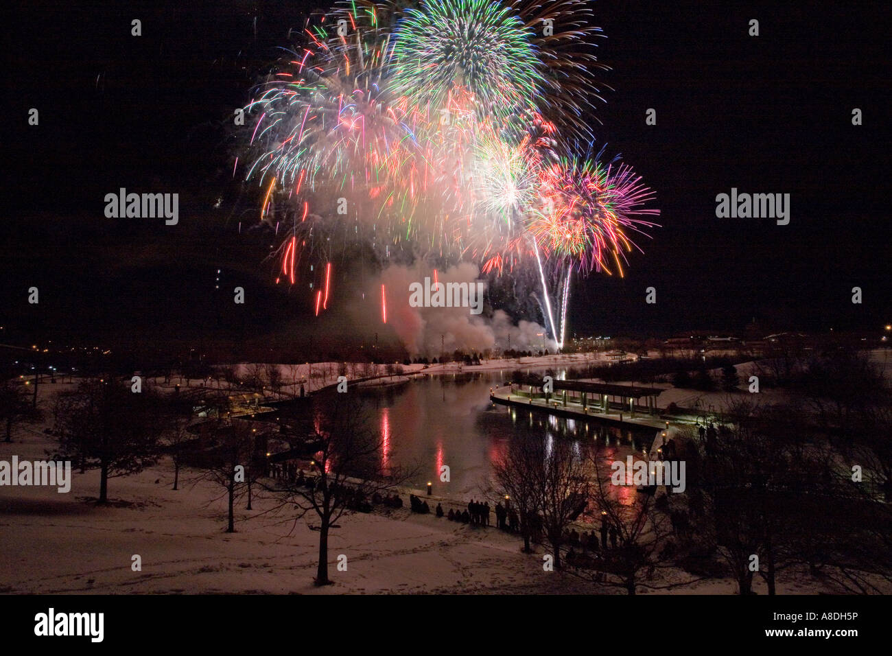 New Year's Eve fireworks Omaha, Nebraska at Heartland of America park