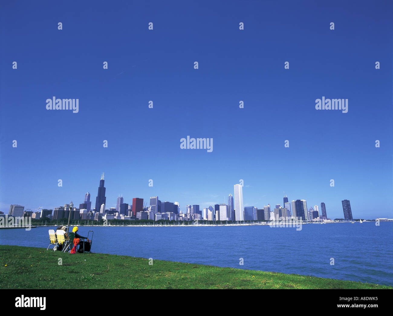 Chicago skyline & Lake Michigan, Chicago Illinois USA Stock Photo - Alamy