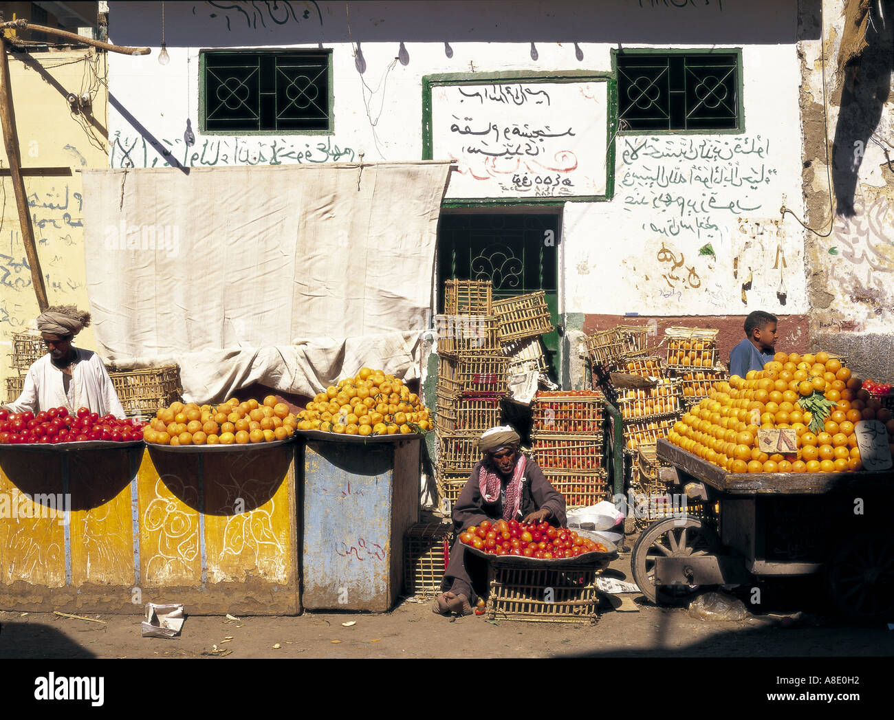 Market stall bazaar luxor hi-res stock photography and images - Alamy