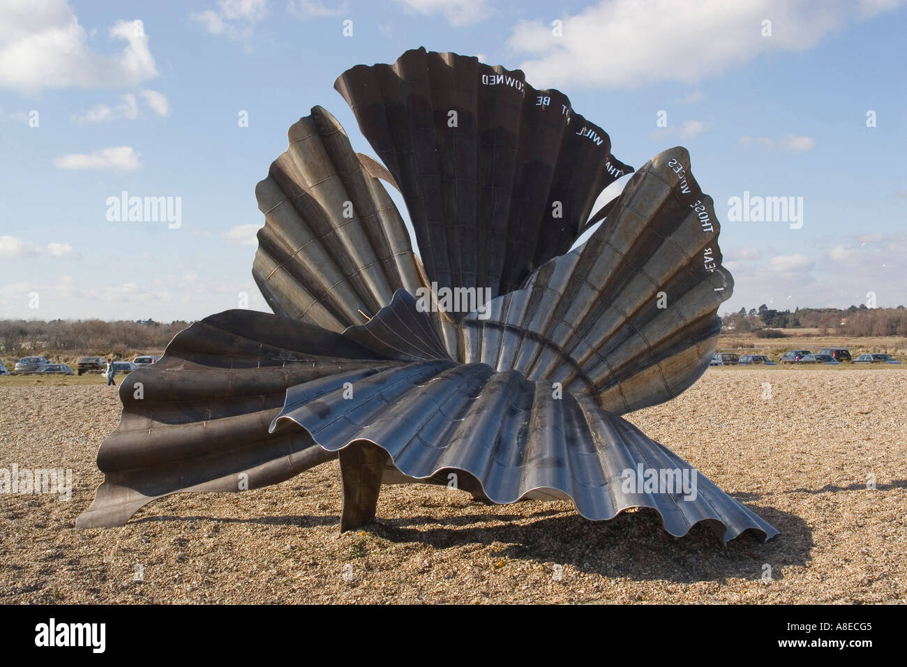 Maggi Hambling s scallop sculpture on Aldeburgh beach Suffolk a tribute to Benjamin Britten Stock Photo