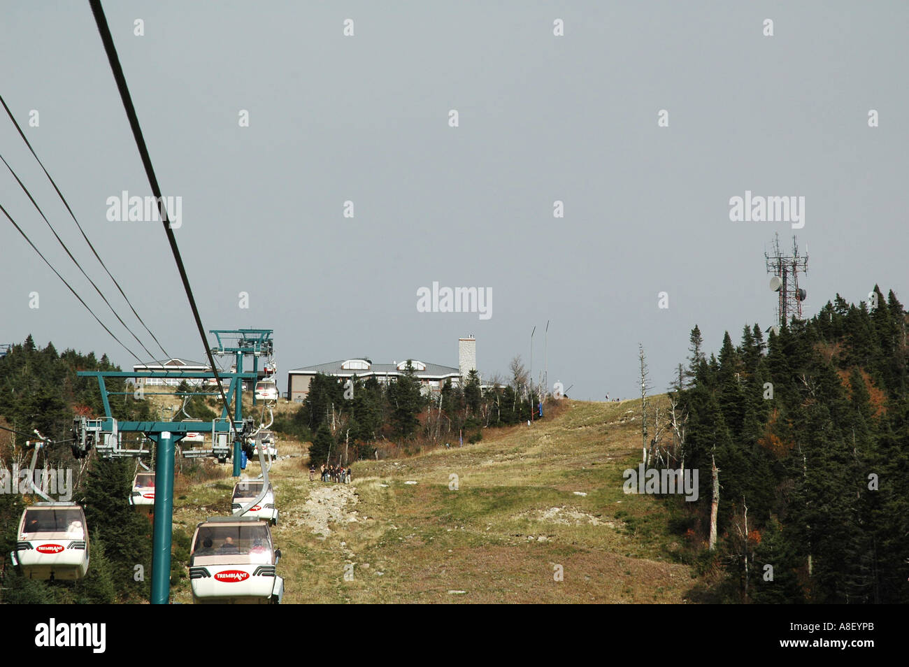 Express gondola cable car on Mt Tremblant Quebec Canada Stock Photo Alamy