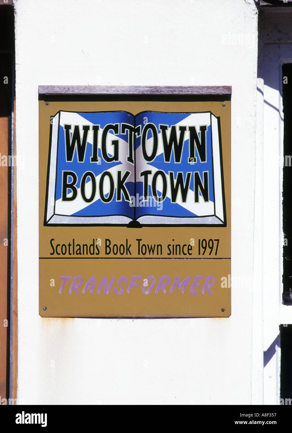 dh Scottish Books festival WIGTOWN DUMFRIES GALLOWAY Scotlands book town sign scotland Stock Photo