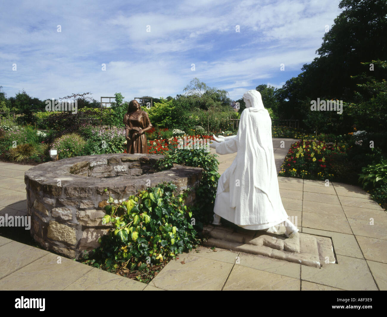dh Bible Garden ELGIN MORAY Flora park flowers statues by the well Stock Photo