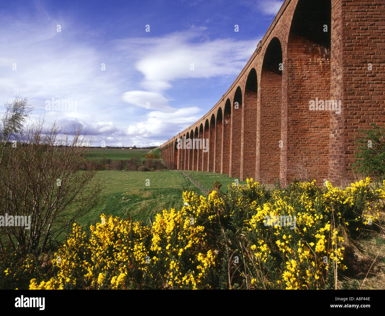 dh Culloden Railway Viaduct NAIRN VALLEY INVERNESS SHIRE Bridge Viaducts scotland uk Stock Photo