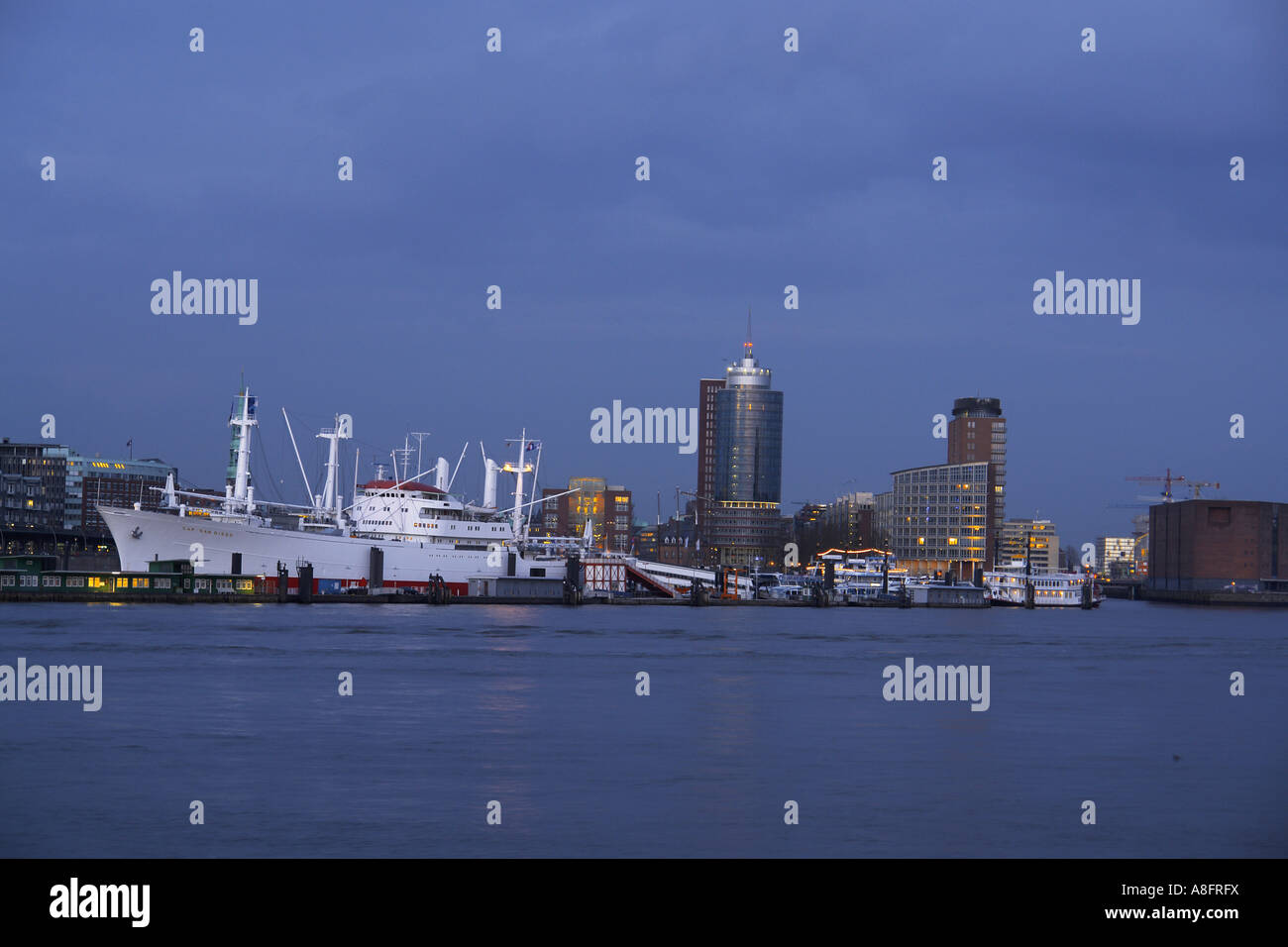 Hamburg river Elbe at dusk Hamburg Germany Stock Photo - Alamy