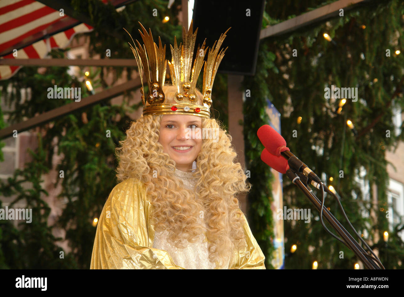 christkindl christmas market in hauptmarkt nurnberg bavaria germany stock photo alamy