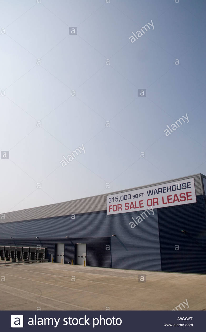 Commercial Distribution Center High Resolution Stock Photography and ...