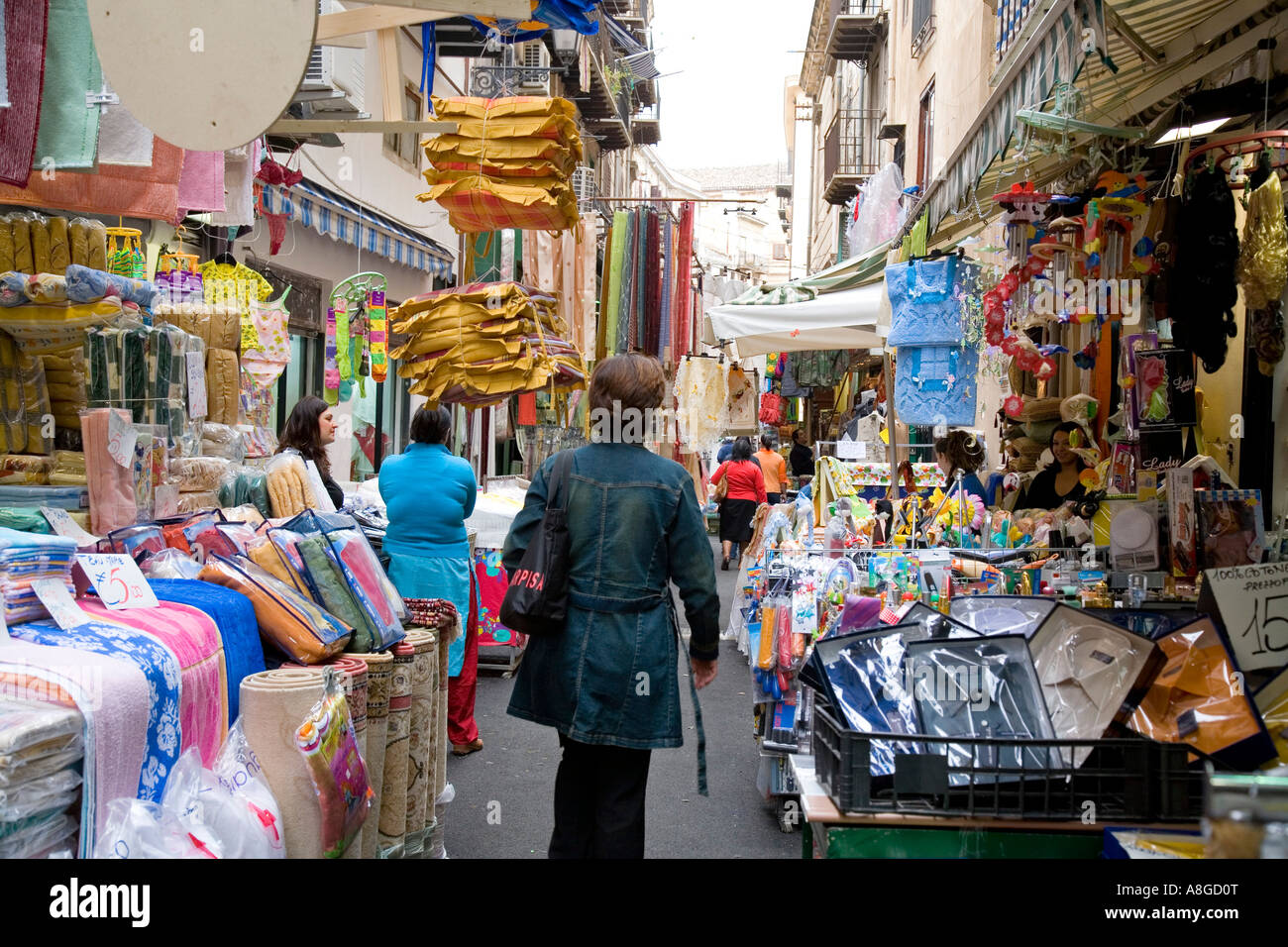 Outdoor market on Via Bandiera Palermo Sicily Italy Stock Photo 12096791 Alamy