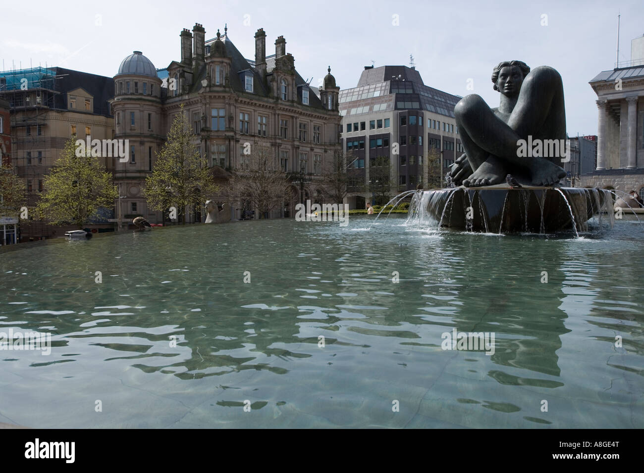 Water feature in Birmingham city centre Stock Photo Alamy