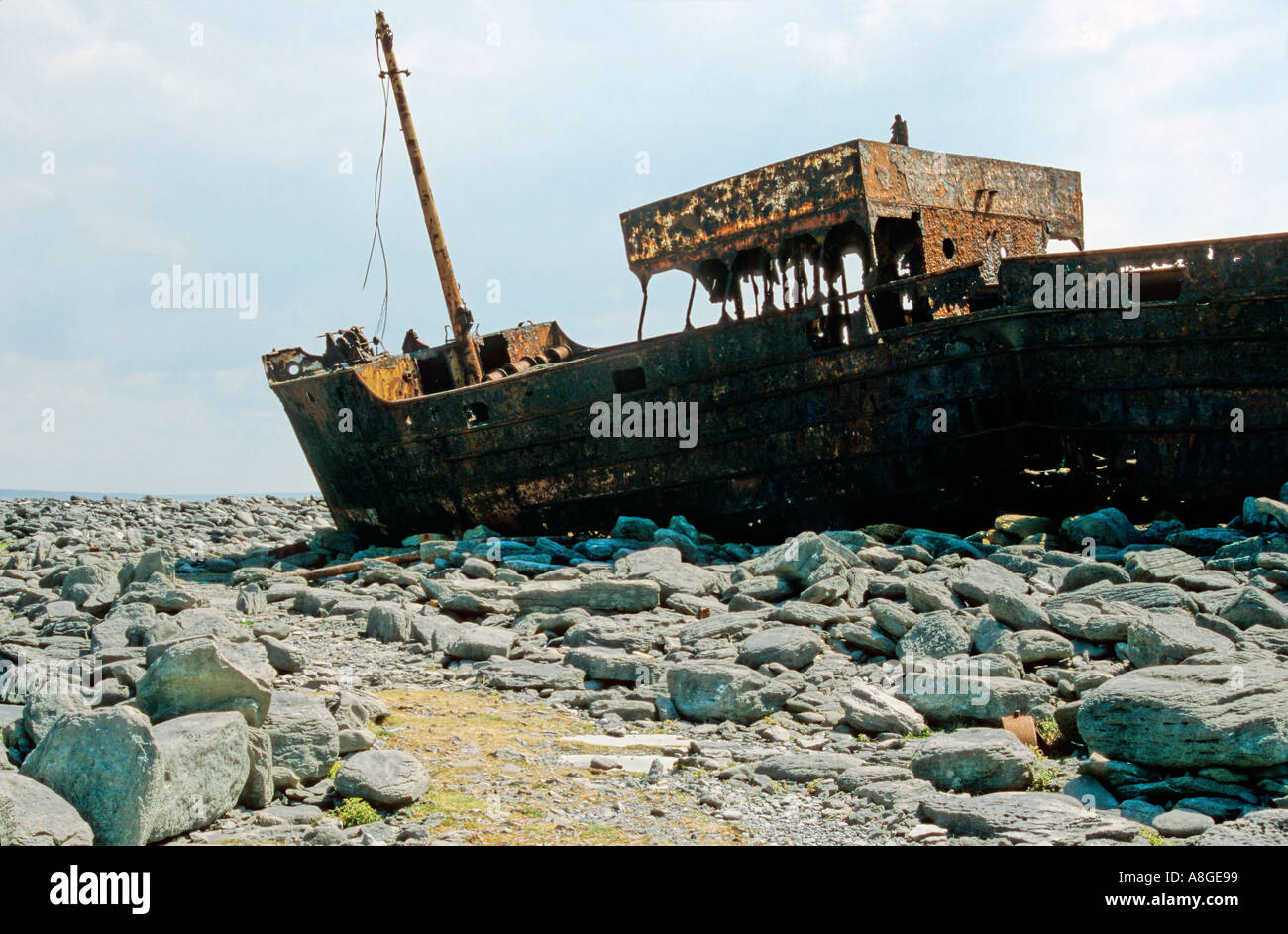 Ship wreck on aran islands hi-res stock photography and images - Alamy