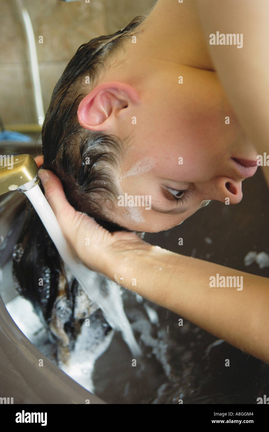 Haare waschen pflegen Stock Photo