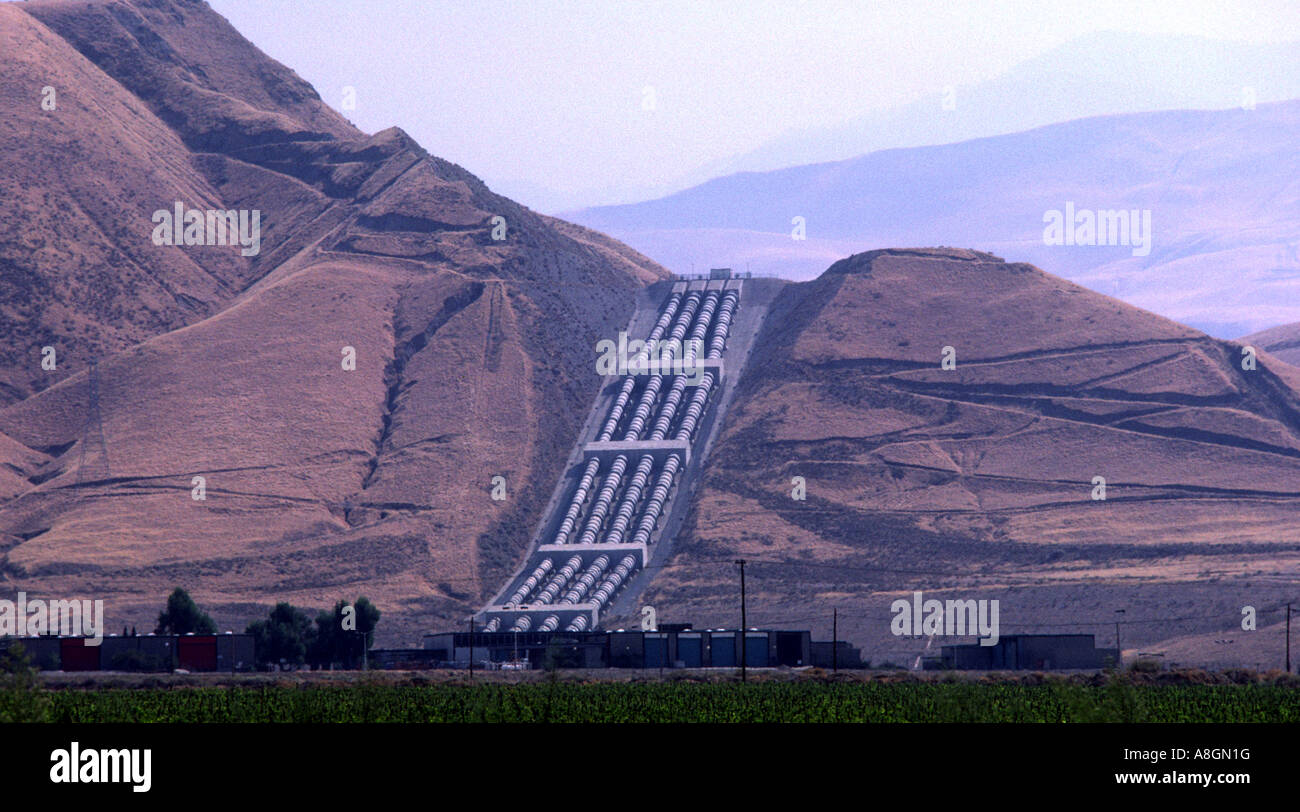 Pipeline over mountains near highway Interstate 5 in California geology hills United States of America North America Stock Photo