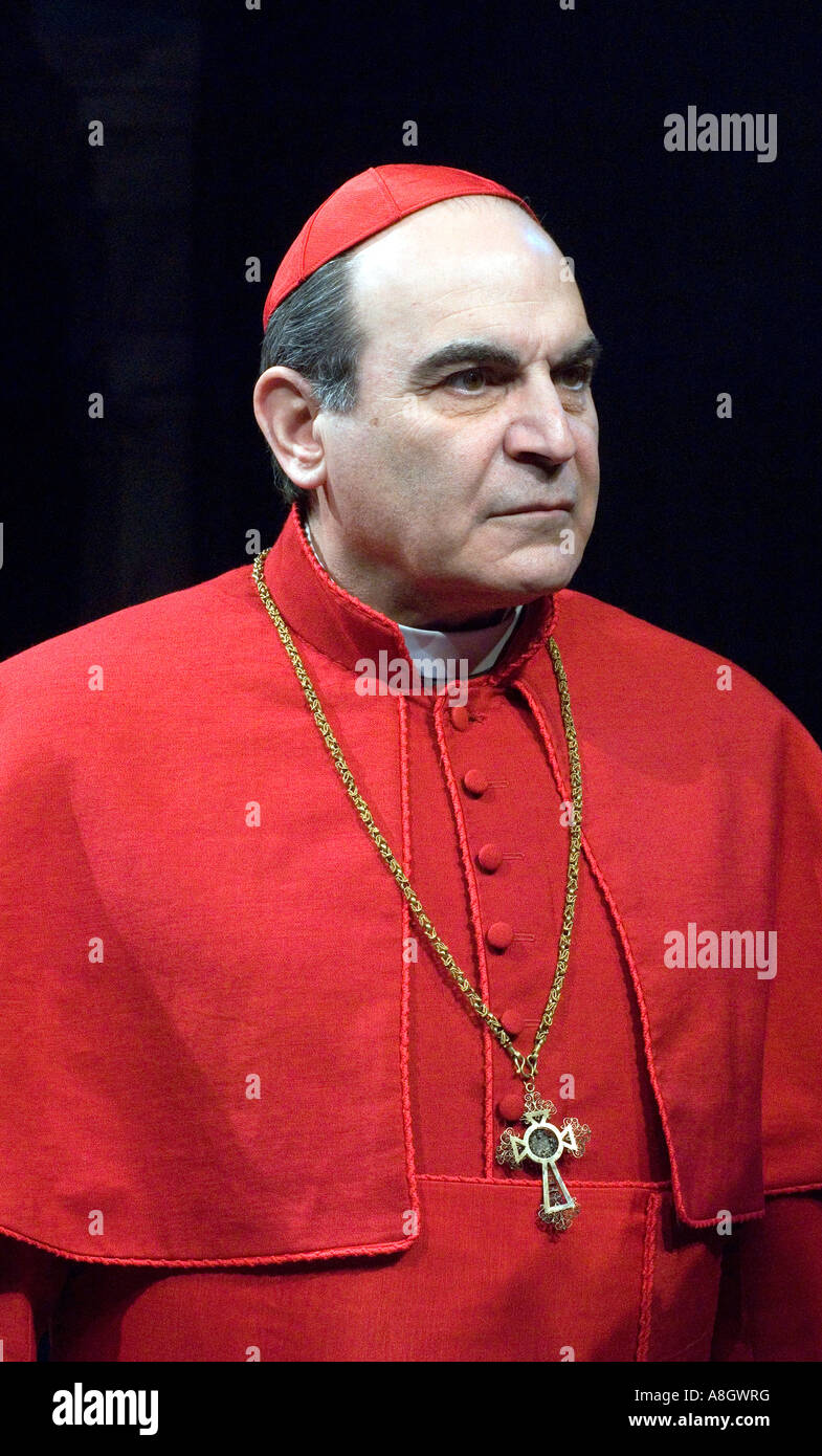 David Suchet playing Cardinal Benelli in The Last Confession Chichester Festival Theatre, May 2007. Stock Photo