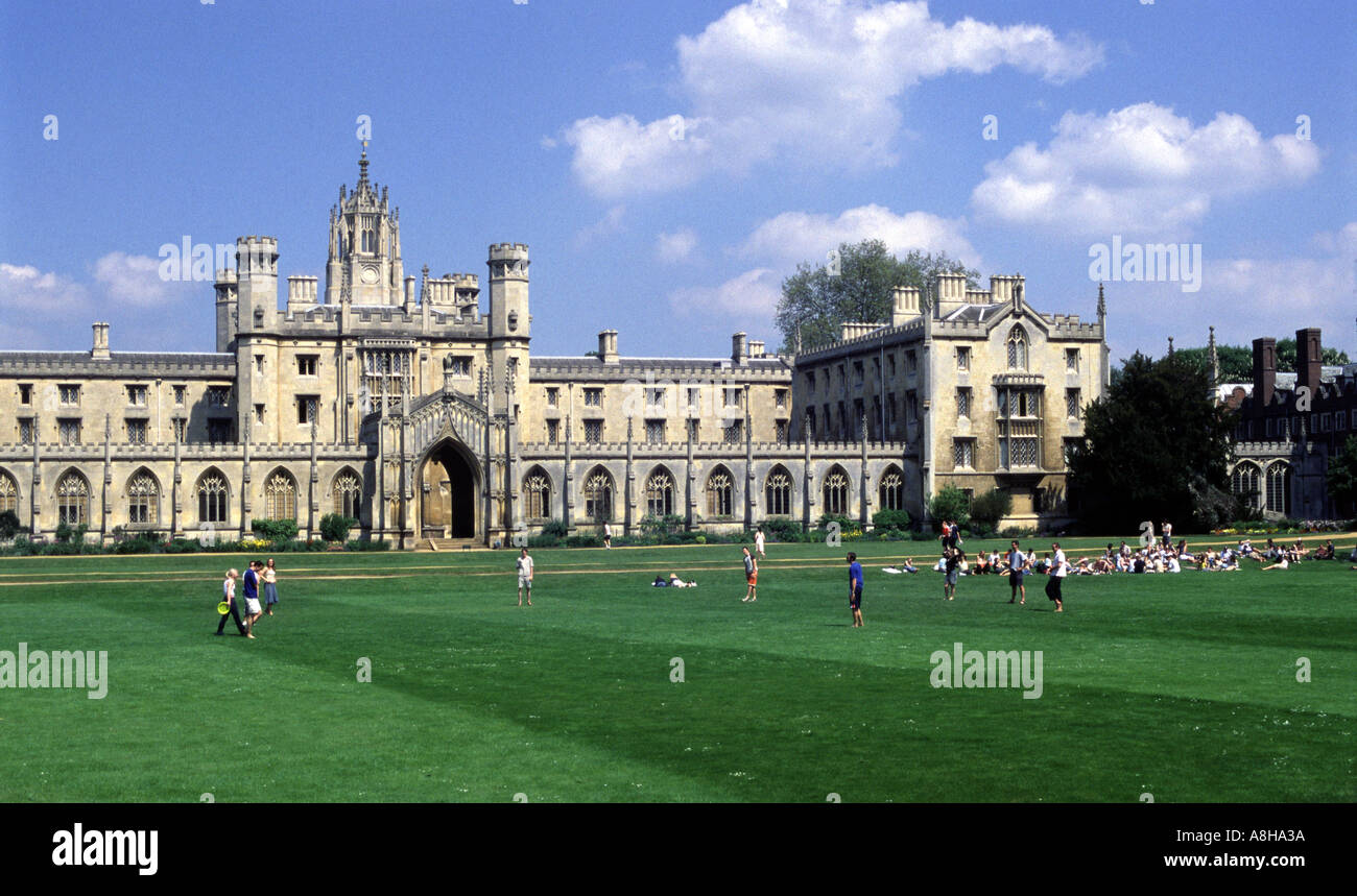 Cambridge students relaxing during May Week Stock Photo Alamy