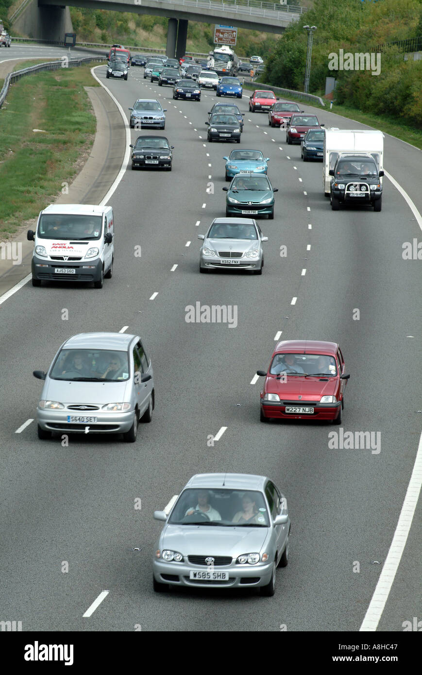 Southbound traffic on the m3 hires stock photography and images Alamy