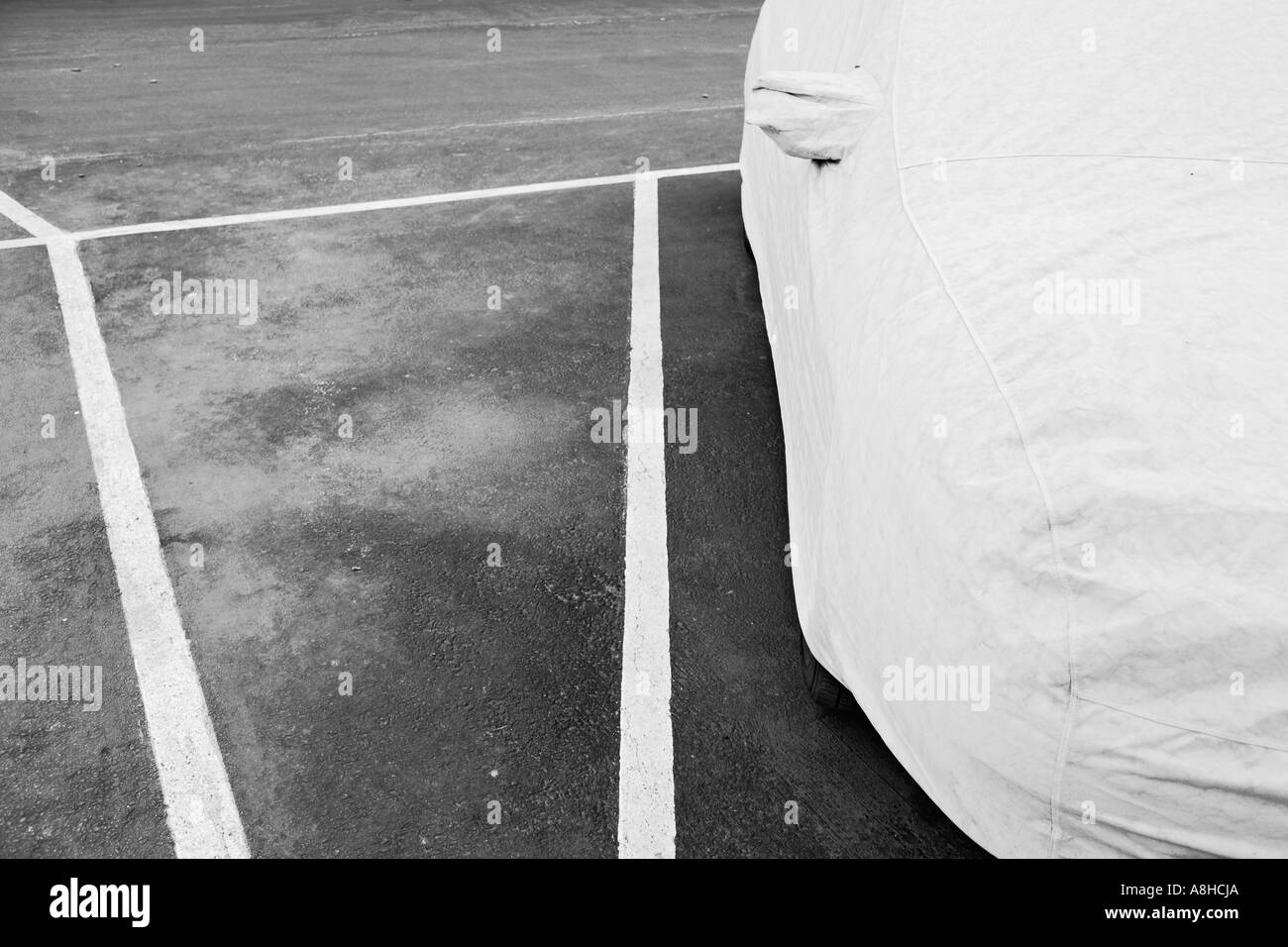 Car Hood Up High Resolution Stock Photography and Images Alamy