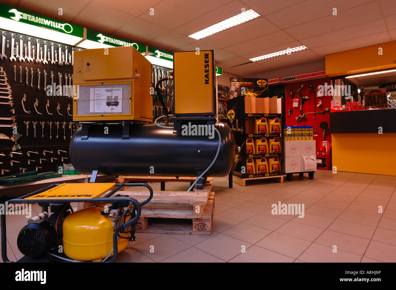 yamaha showroom spare parts