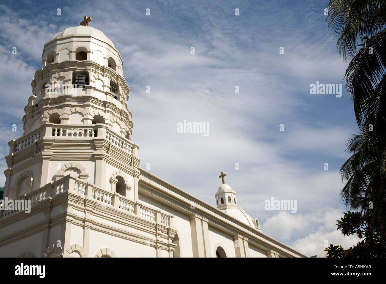 Santa Cruz Parish Church, Manila Philippines Stock Photo - Alamy
