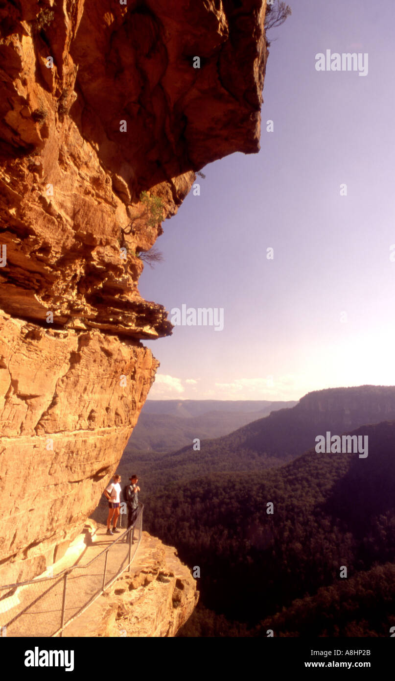Blue mountains nsw hanging rock hi-res stock photography and images - Alamy