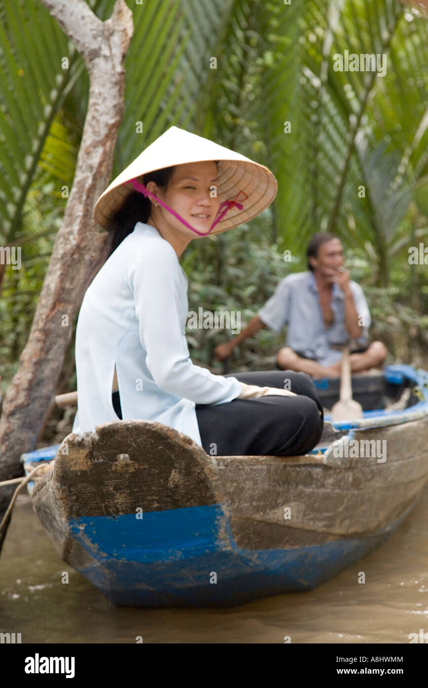 Vietnamese woman 20s hi-res stock photography and images - Alamy