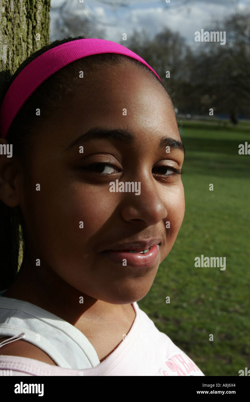 Black uk teenager portrait hi-res stock photography and images - Alamy