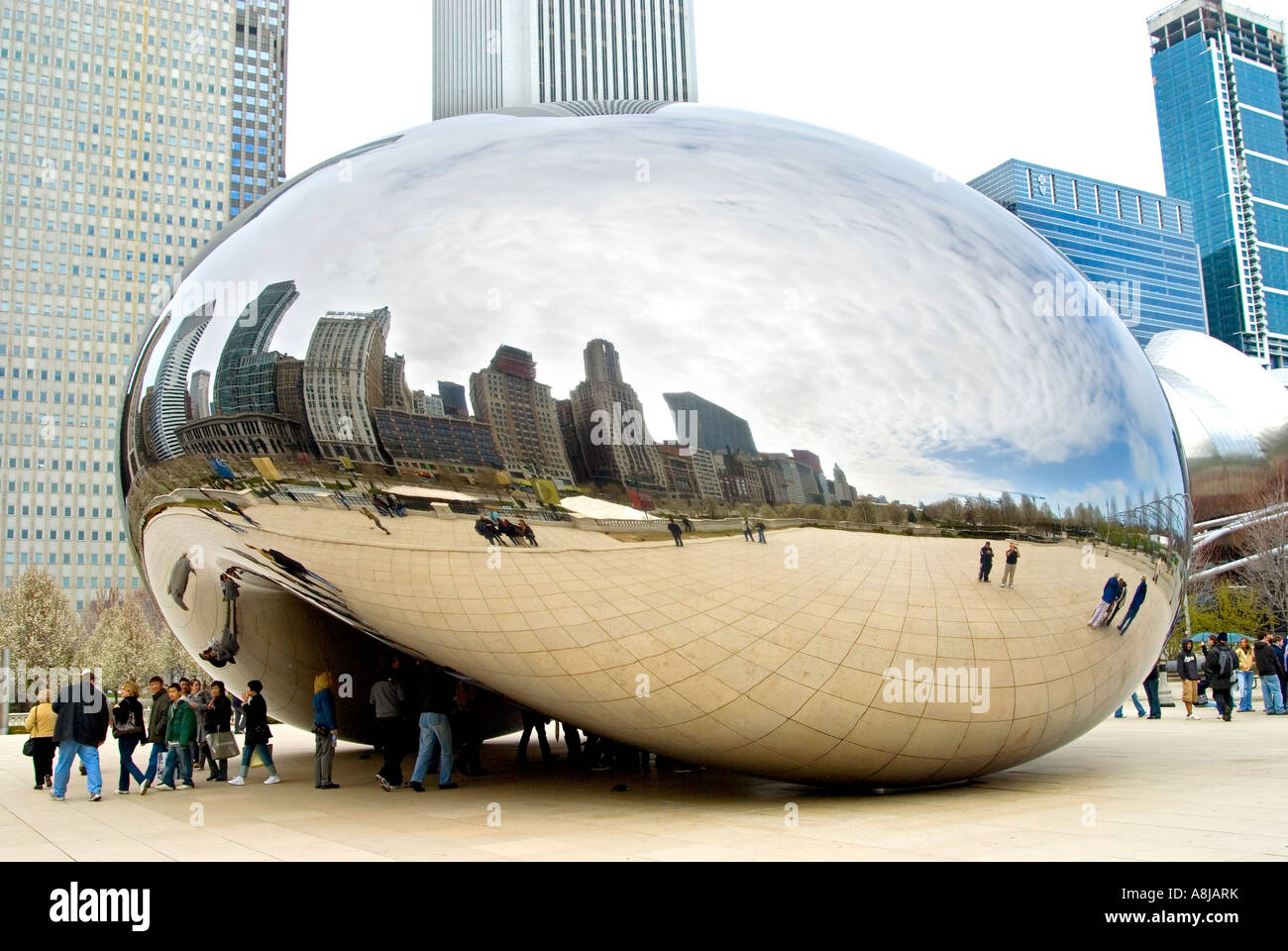 Chicago Bean Sculpture & Clouds Stock Photo Alamy