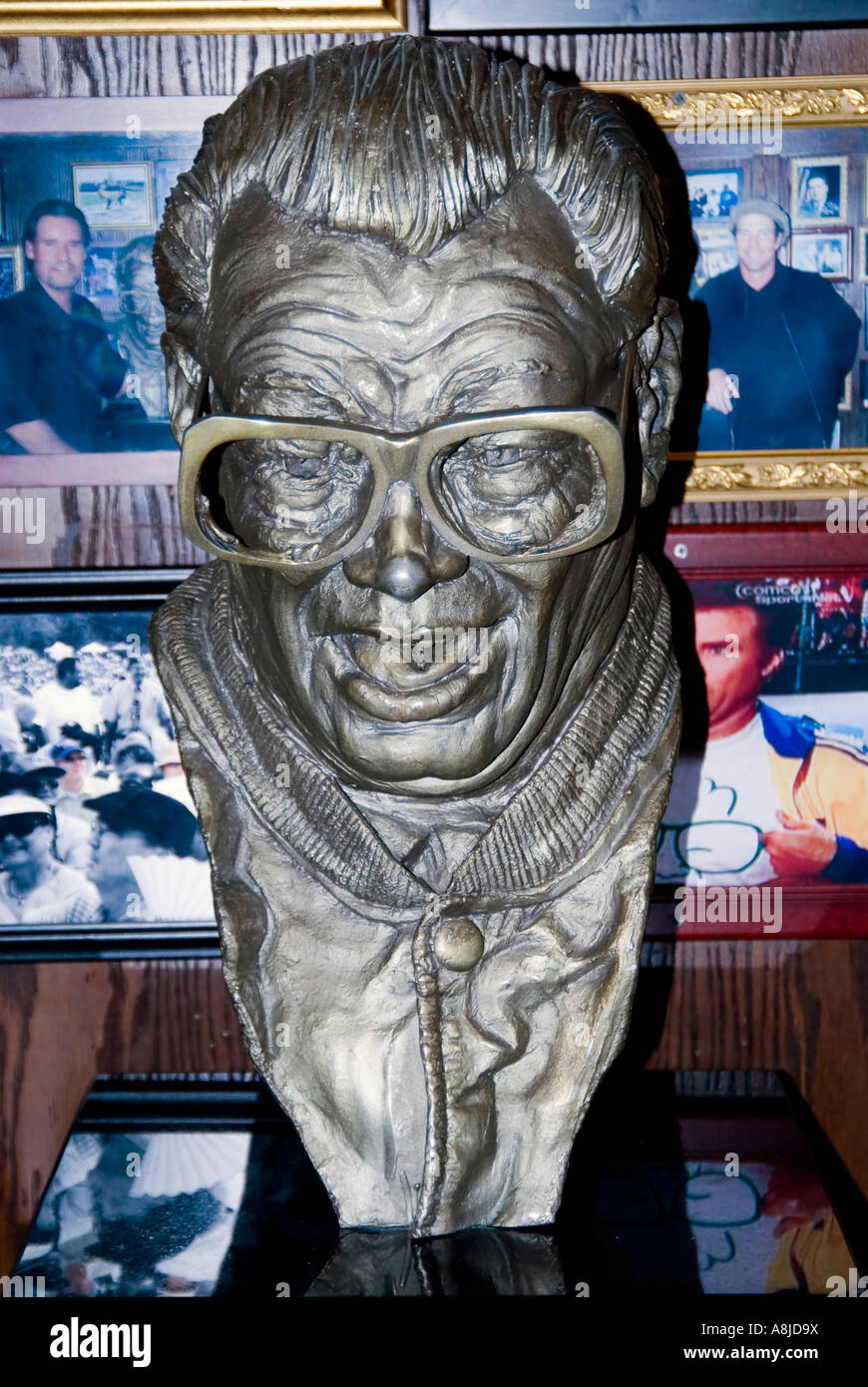 A statue of former Chicago Cubs public address announcer Harry Caray at  Wrigley Field, Sunday, Feb. 7, 2021, in Chicago Stock Photo - Alamy