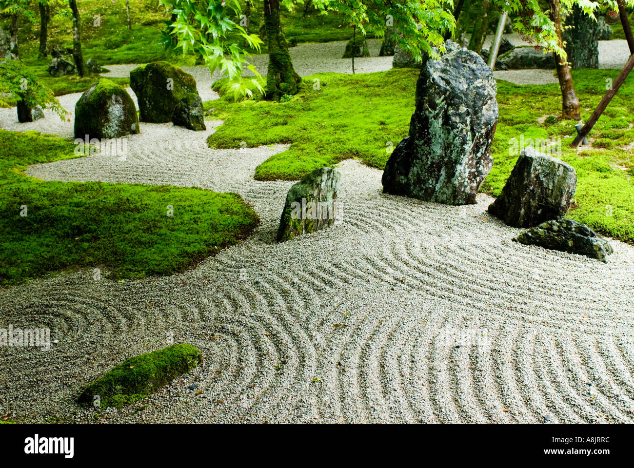 Beautiful Zen Japanese Garden At Dazaifu Komiyo Ji Temple Fukuoka Stock Photo Alamy