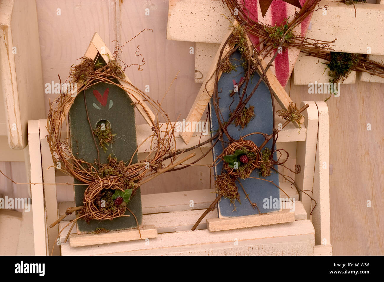 Decorative bird houses hi-res stock photography and images - Alamy