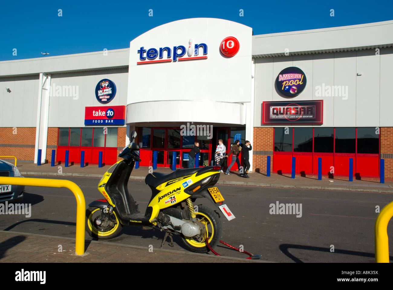 10 pin bowling uk hires stock photography and images Alamy