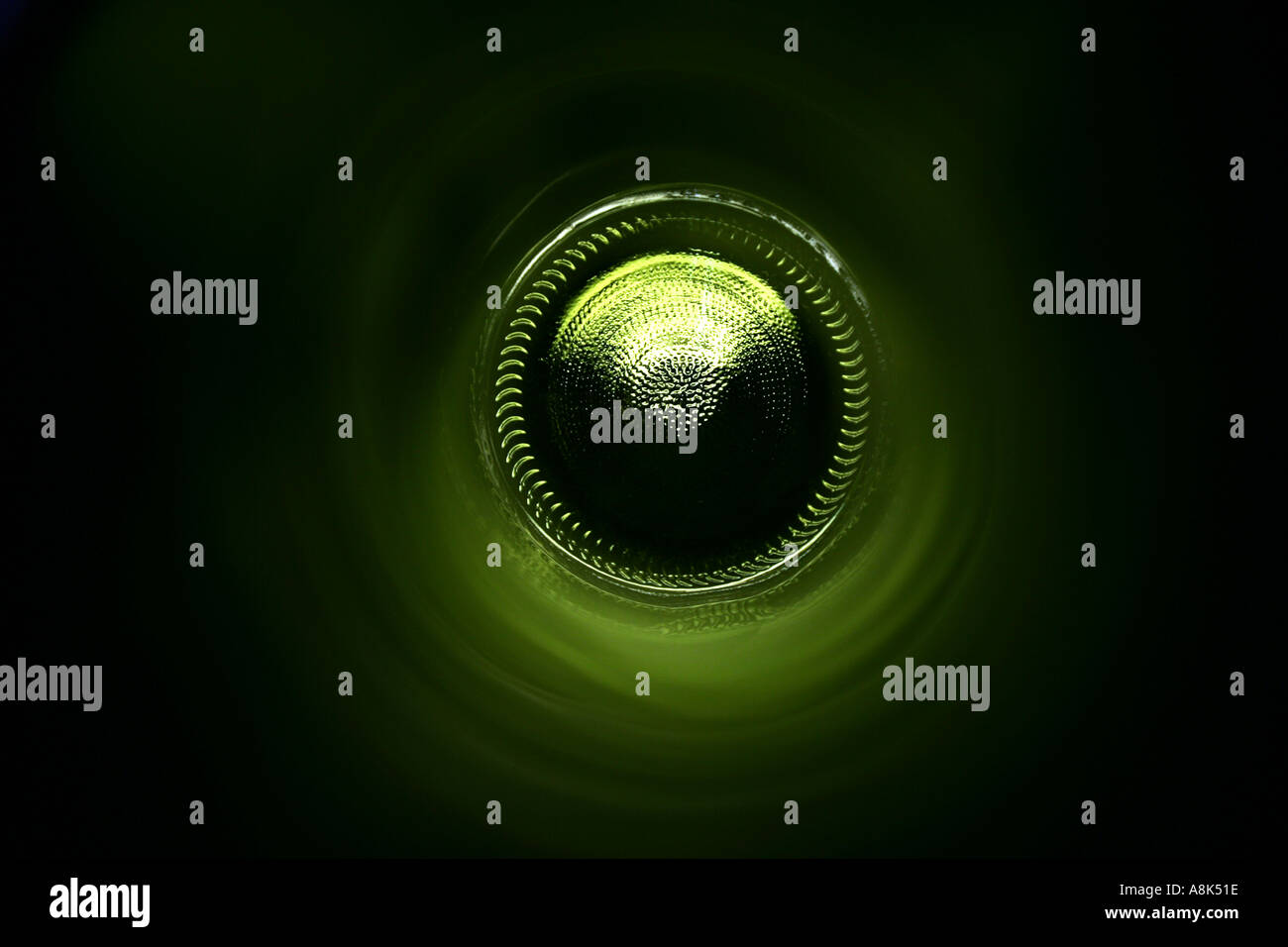 Light green background hi-res stock photography and images - Alamy