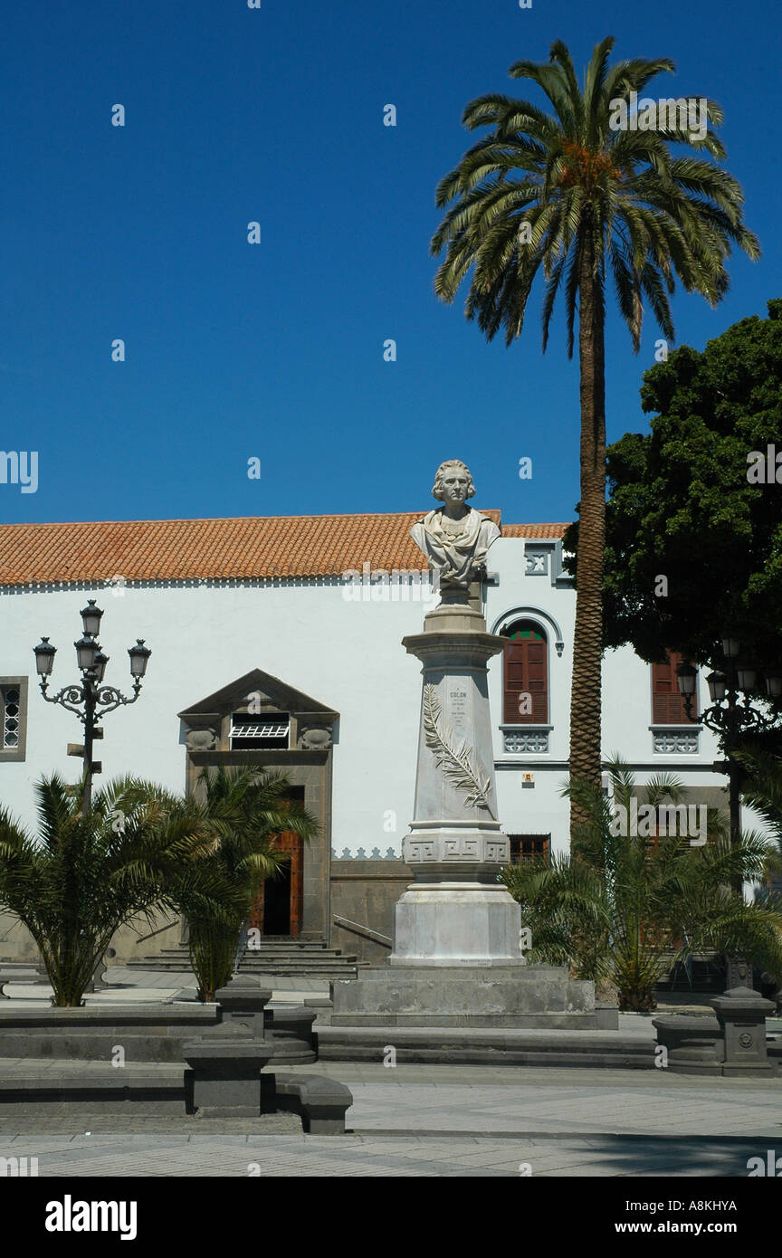 Bust of Christopher Columbus at Alameda de Colon in Triana quarter, in