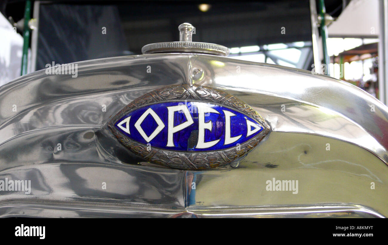 Vintage car opel emblem hi-res stock photography and images - Alamy