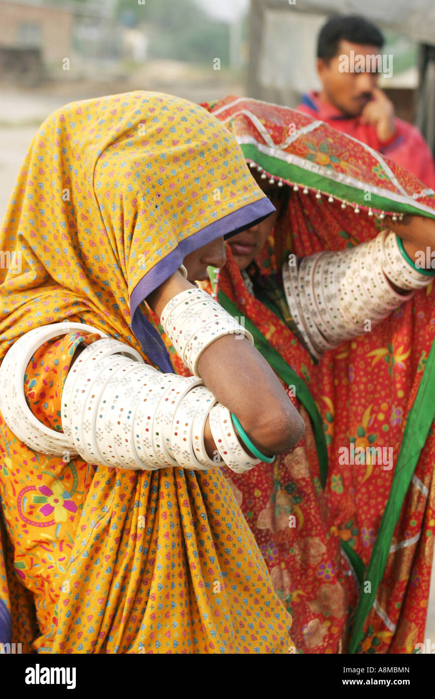 Ivory bangles hi res stock photography and images Alamy