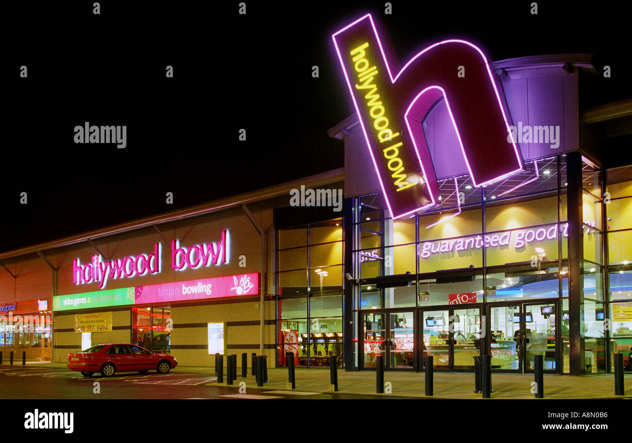 Hollywood Bowl, Bowling alley, London Borough of Newham East London GB