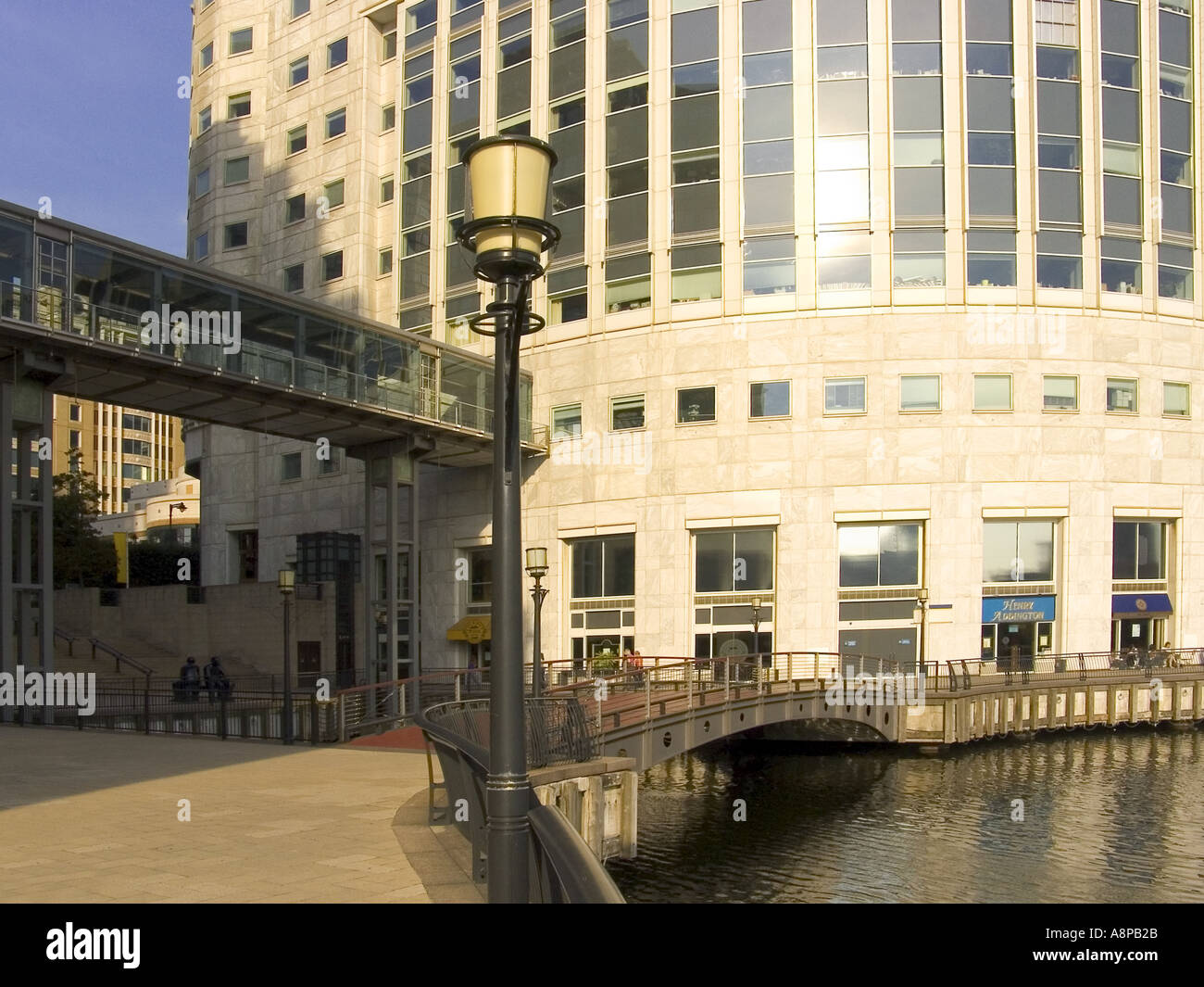 england london docklands canary wharf Stock Photo - Alamy