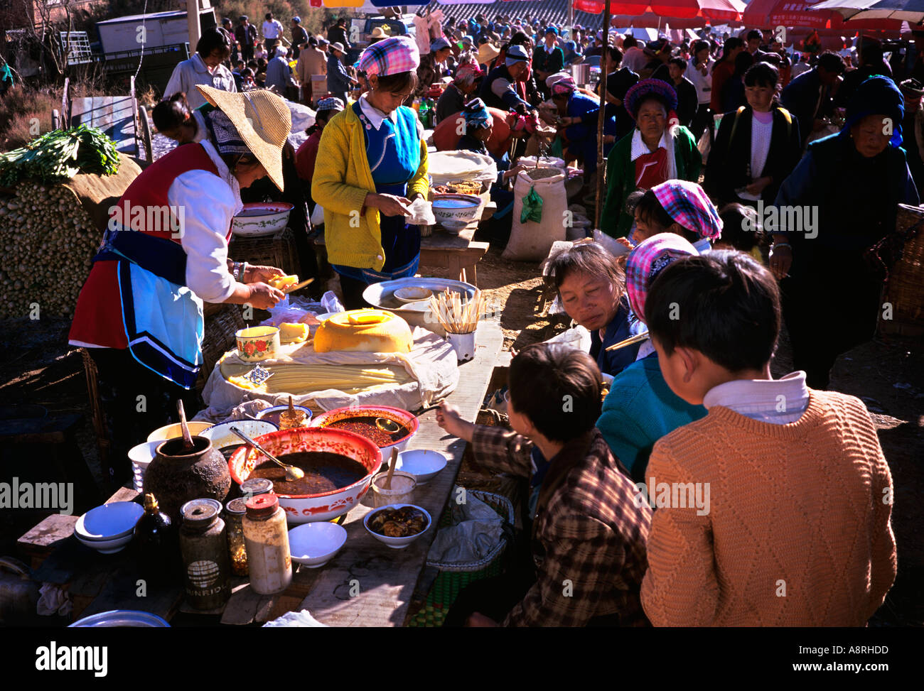 China Yunnan Shaping market snack stall Stock Photo - Alamy