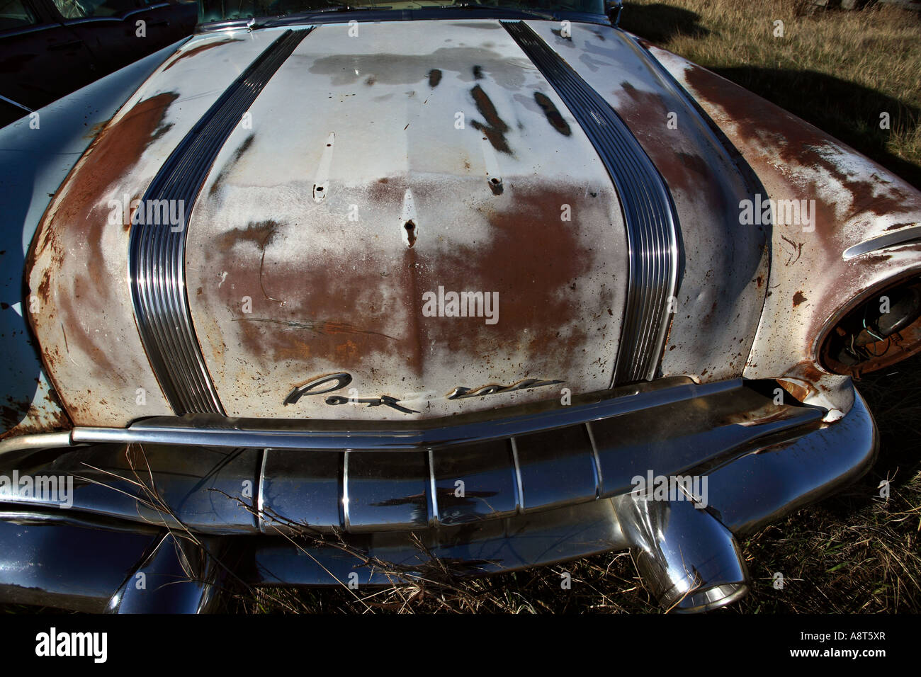 Front end of abandoned antique automobile Stock Photo - Alamy