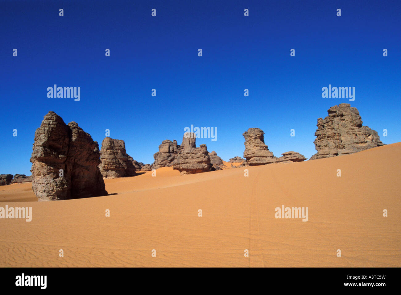 Weird Rocks In Jebel Akakus Libya Sahara Stock Photo Alamy