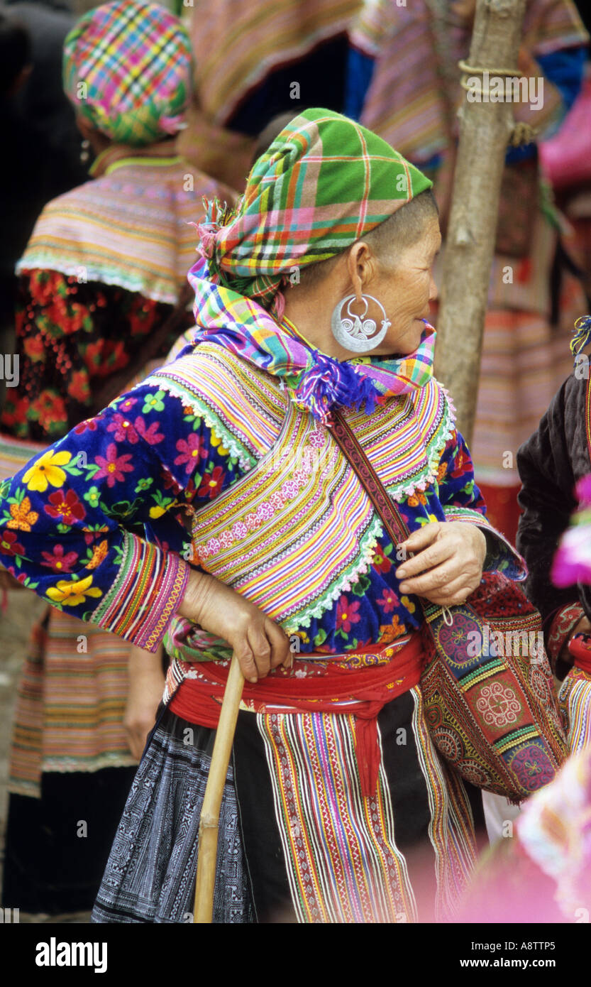 Montagnard hill tribe hi-res stock photography and images - Alamy