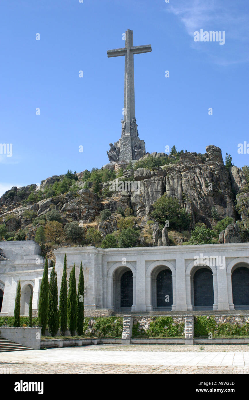 The Valley of the Fallen memorial was built by General Franco honouring the dead of the Spanish Civil war 1936 39 It s constru Stock Photo